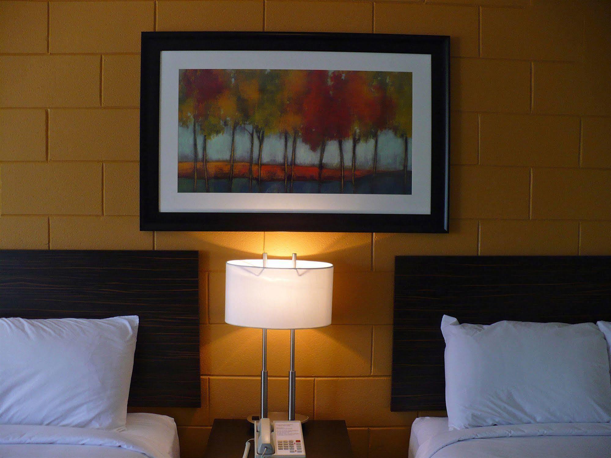 Westgate Inn Portage la Prairie Zewnętrze zdjęcie
